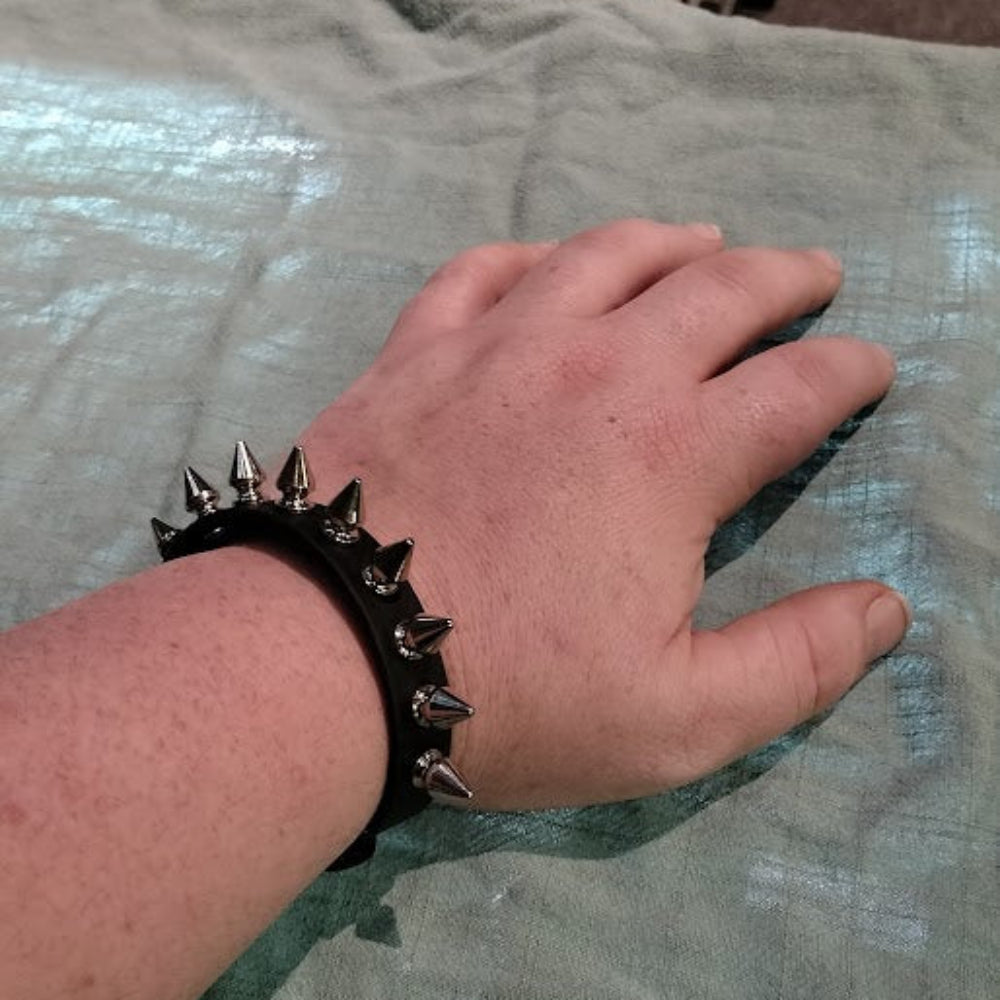 Shirley Wristband Cuff