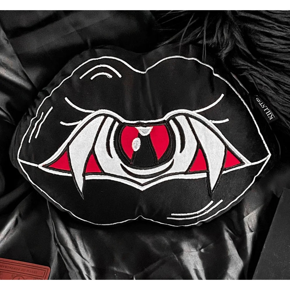 Vamp Filled Shape Cushion