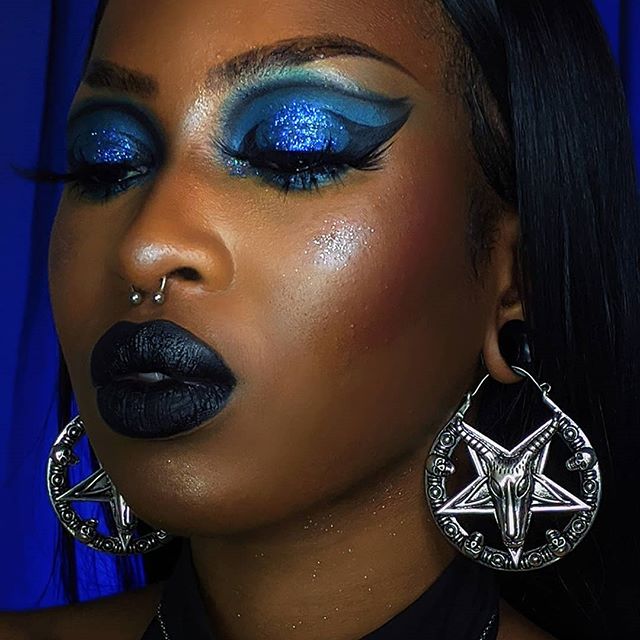 HEROINE GLITTER Glam Goth Beauty   