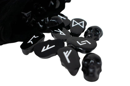 Skull Elder Futhark Rune Set