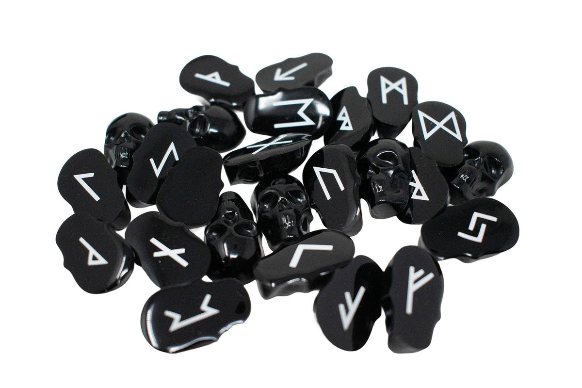Skull Elder Futhark Rune Set