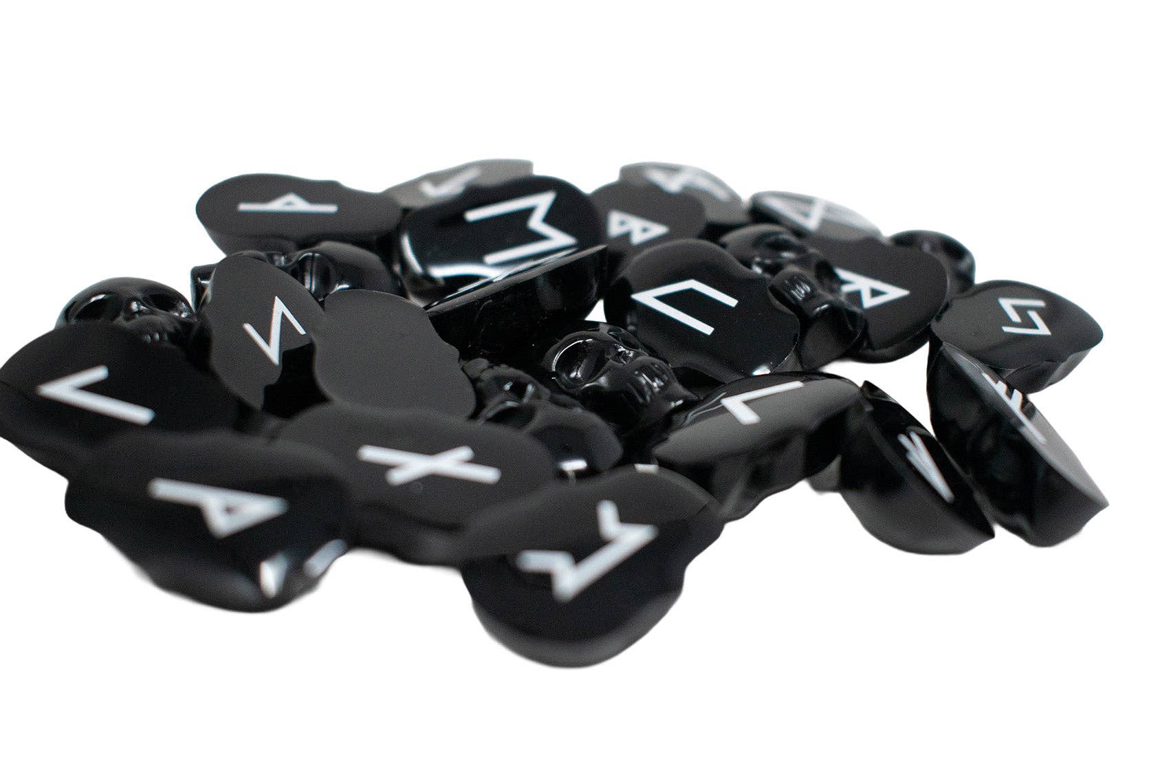 Skull Elder Futhark Rune Set