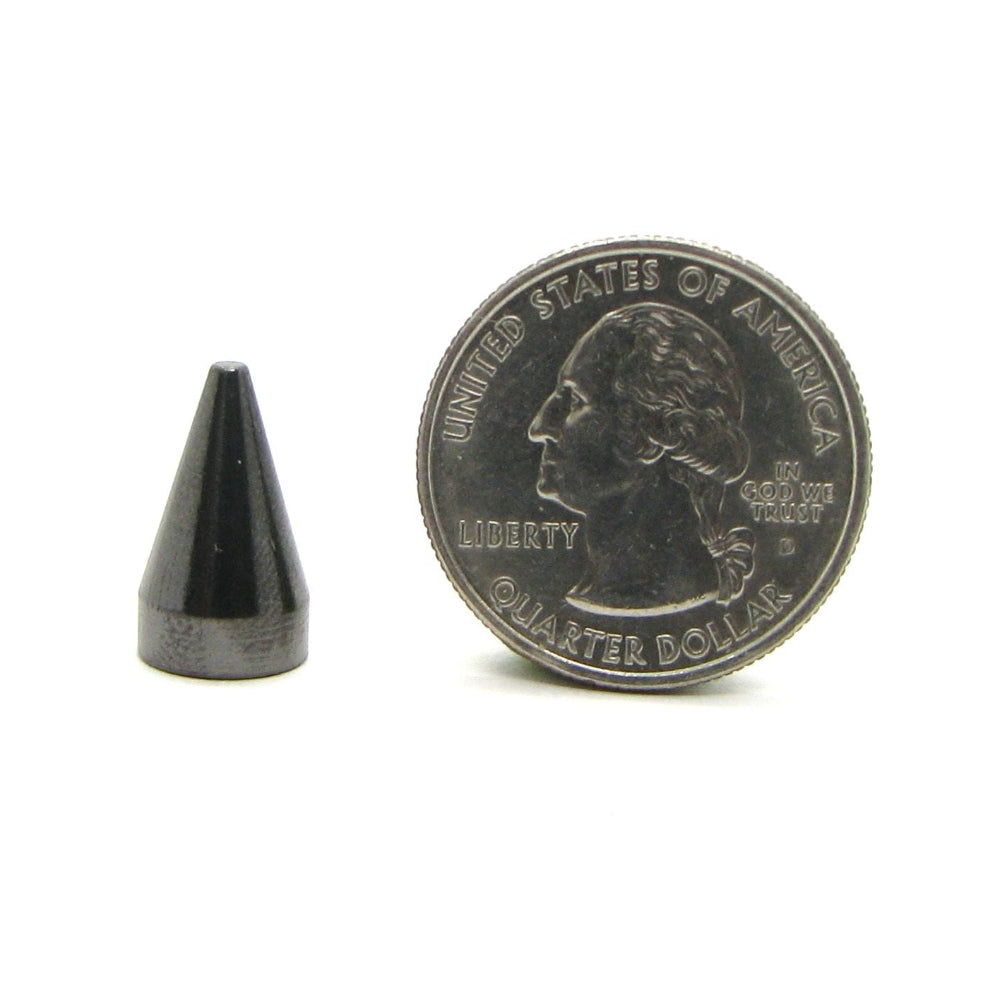 Cone Spike Size 16 Black
