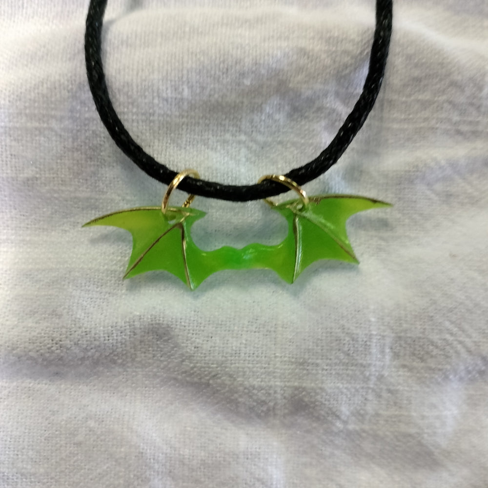 Handmade Batwing Necklace Jewelry Pink Star Arts Green  