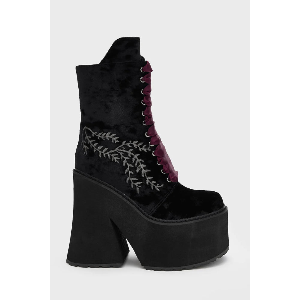 In A Phase Boots Footwear Killstar   