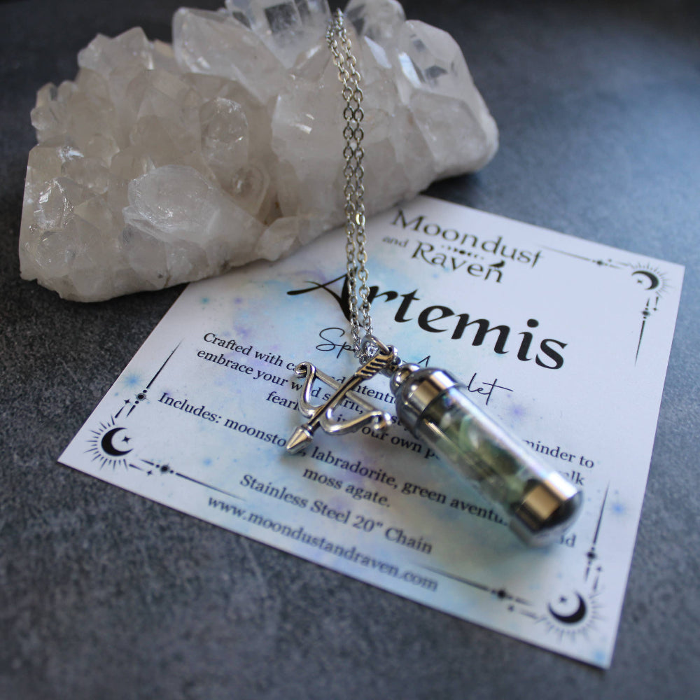 Spell Amulet Artemis