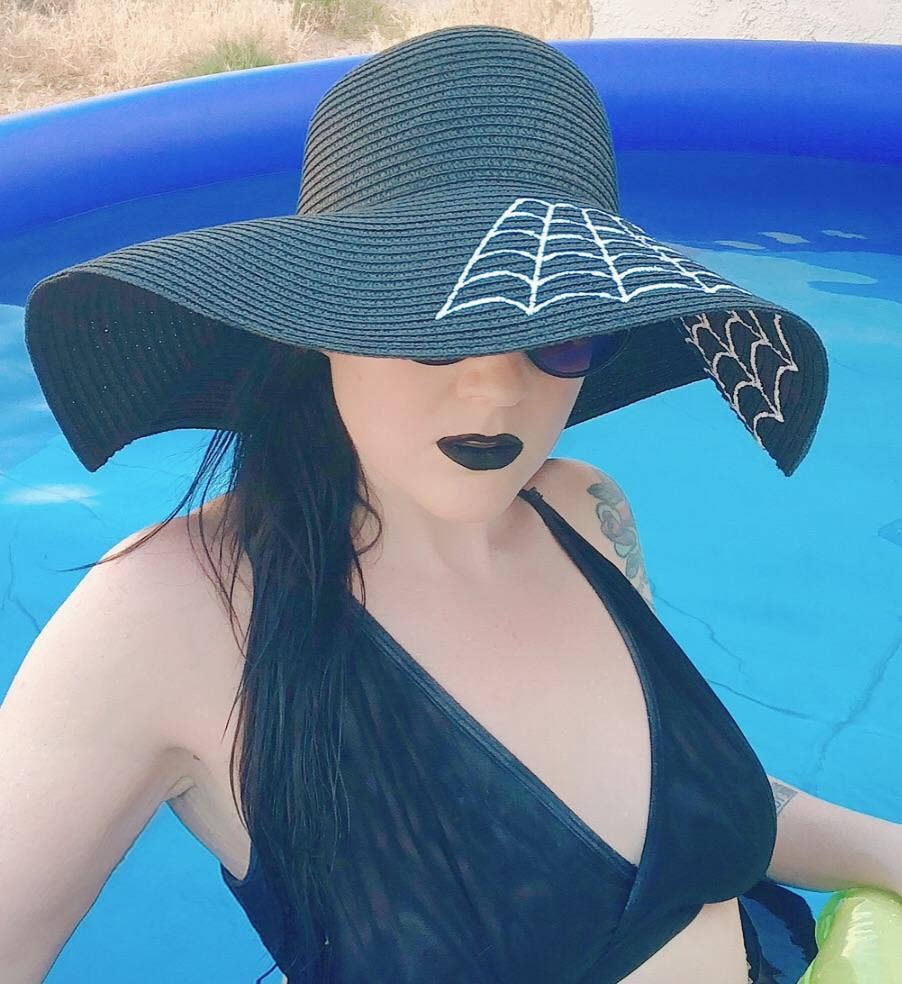 Floppy Sun Hat Widow&