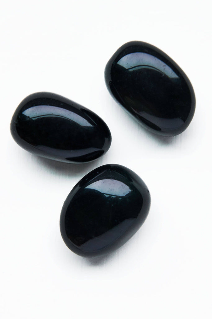 Black Obsidian Tumbled Crystal Witchcraft Liv Rocks   