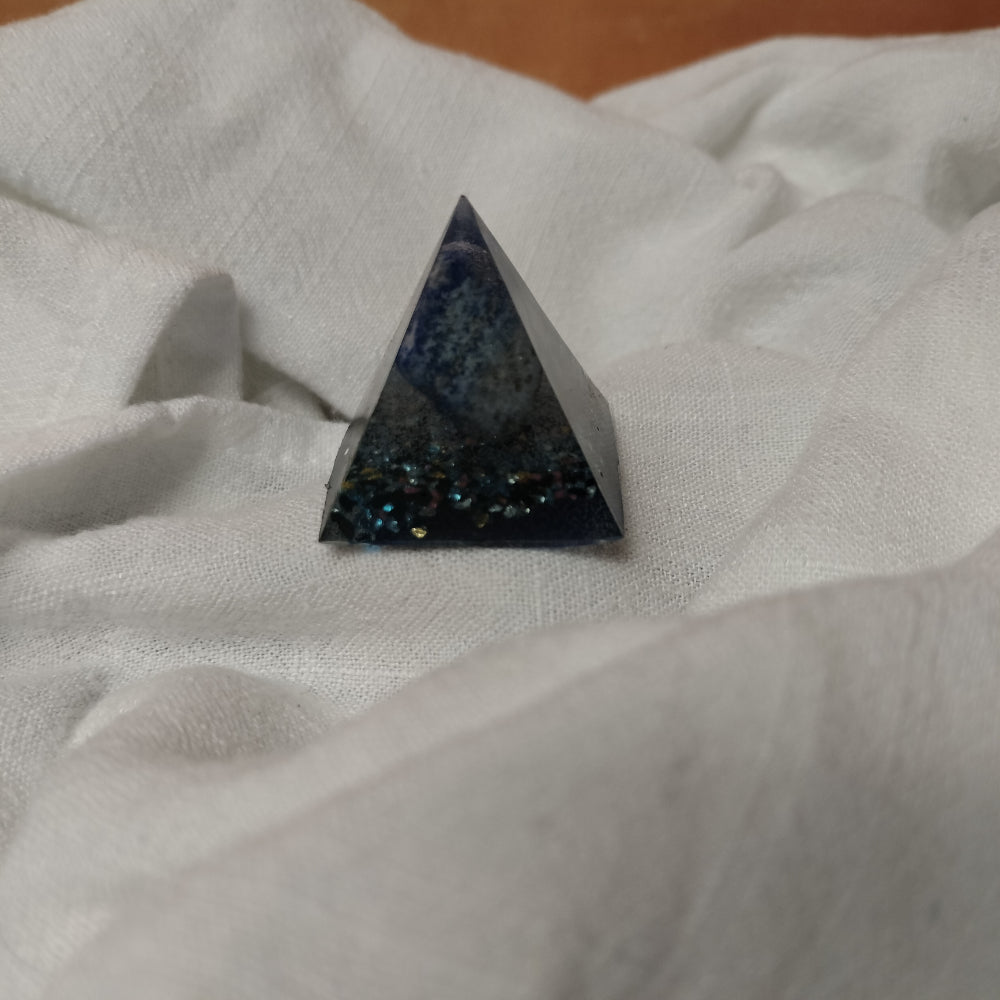 Stone Pyramid Witchcraft Foxglove Crafts Sodalite  